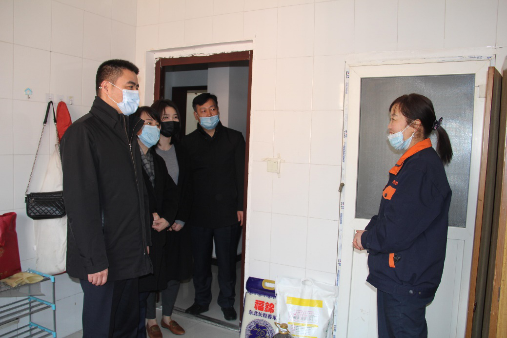 bevictor伟德官网开展春节下层员工慰问 -  bevictor伟德官网